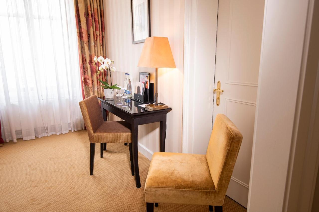 Hotel Des Trois Couronnes & Spa - The Leading Hotels Of The World Vevey Exteriör bild